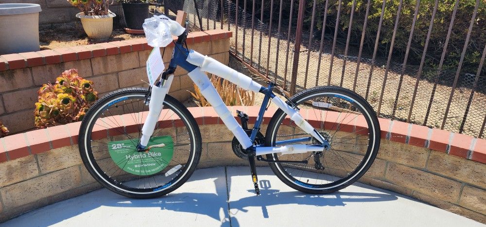 Schwinn Hybrid Bike 28 New Missing Seat