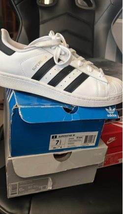 Adidas Superstar