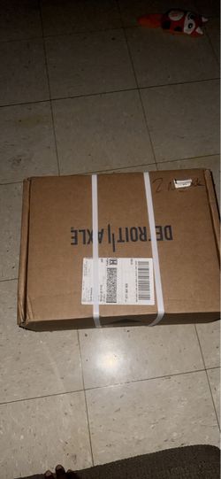 Detroit Axle Brand New Rear Brake Rotors