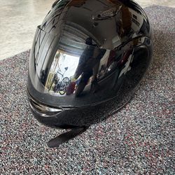 Motorcycle helmet