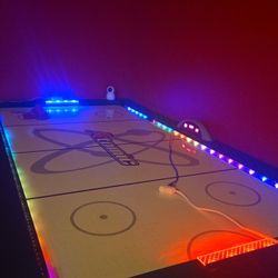 Air Hockey Table