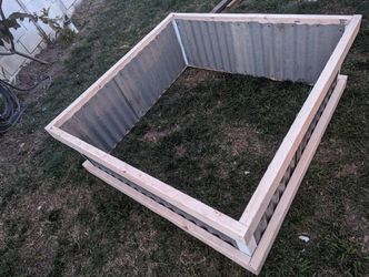 Raised Bed Plant Box