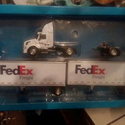 Fed Ex Semi Authintic To Scale 1:64 Die Cast 
