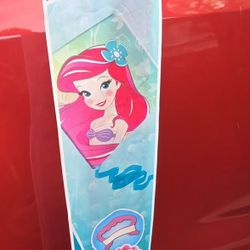 NEW - Disney Princess Ariel 22.5”  Kite w/Plastic Handle & Line  