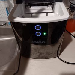 igloo mini ice maker Model #iceb33bs