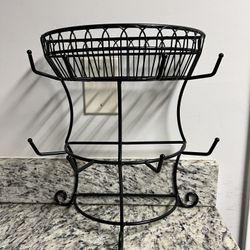 Black Metal Mug Tree 