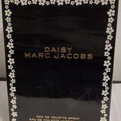 Marc Jacob's Daisy Perfume 