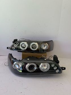 1995 Toyota Corolla Headlights Pair