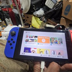 Nintendo Switch Console HAC-001 Excellent Working Condition 