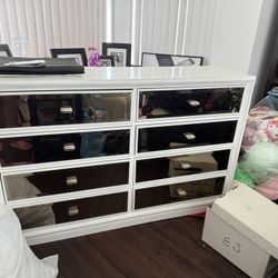 White Dresser With Mirrored Drawers 