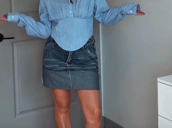 NWT Micas Denim Art Unique Denim Skirt - Size Large Original price $48