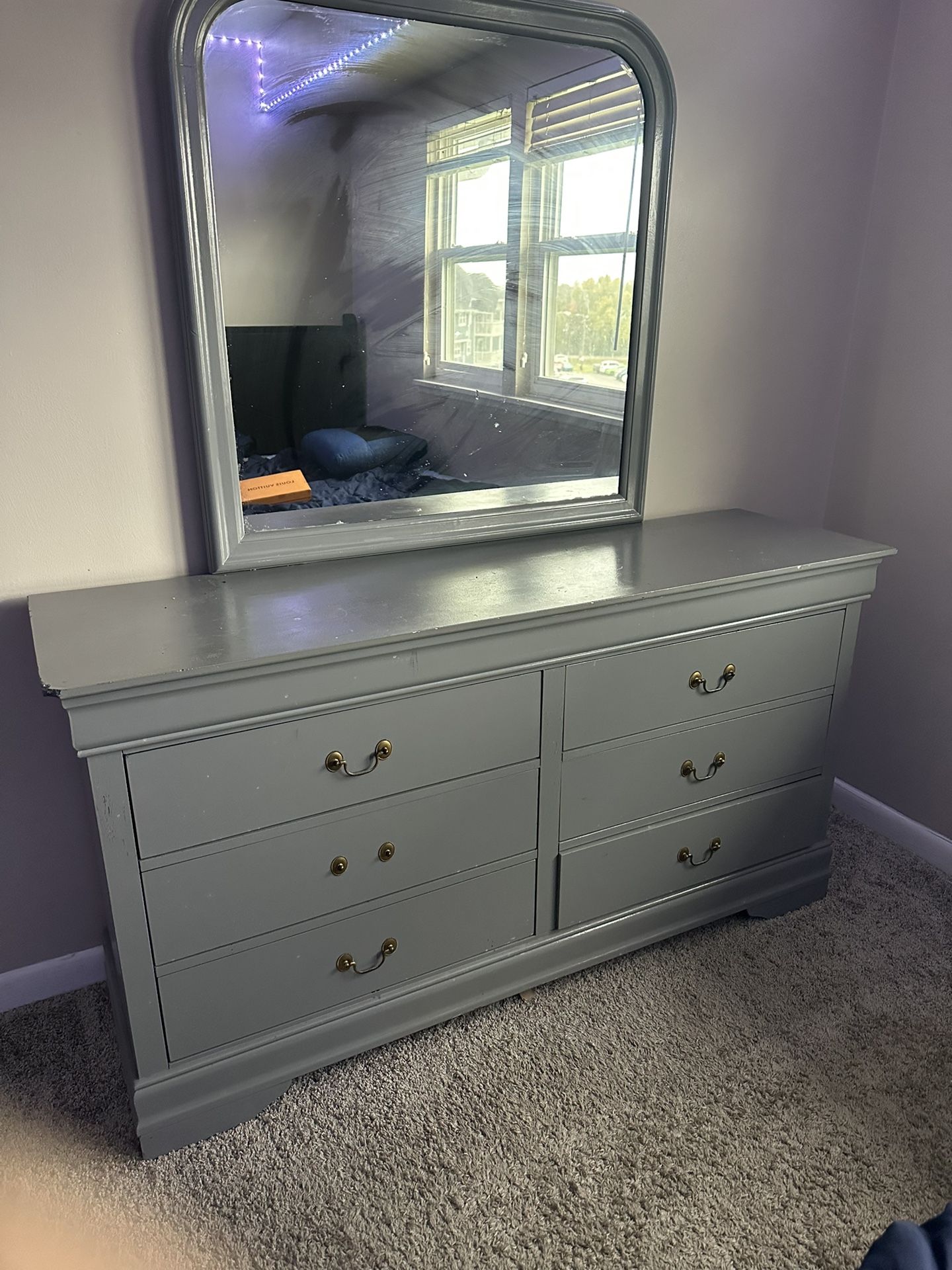 3 Piece Dresser with large mirror