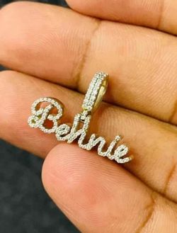 Custom name moissanite pendant