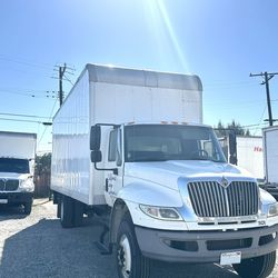 INTERNATIONAL 4300 CUMMINS