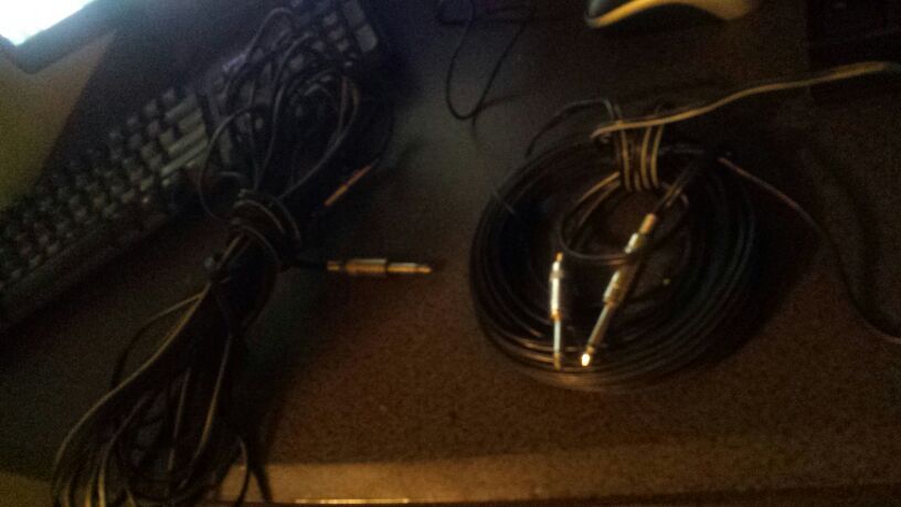 2 guitar cords