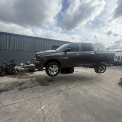 PARTES Y PIEZAS DODGE RAM 1500 5.7 V8 2012-2020