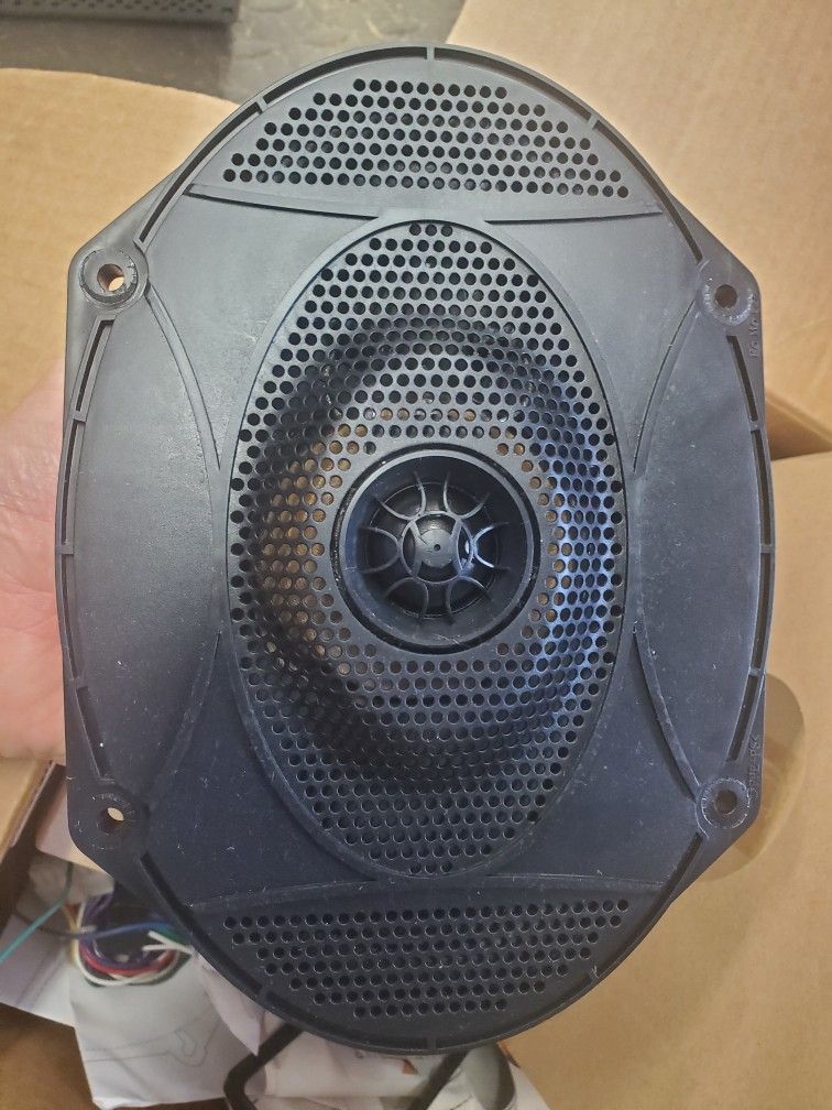 Factory Ford Speakers and CD Receivers