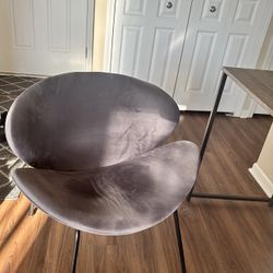 $20 Desk Chair 