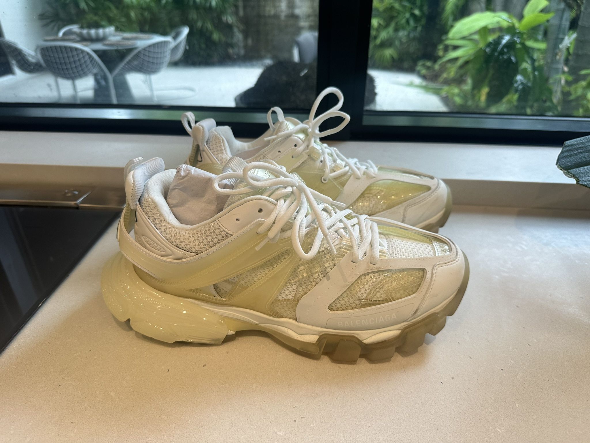 Balenciaga Track Clear Sole White - EU 43 (Verified and Like New)