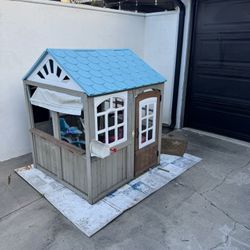 Kids Playhouse 