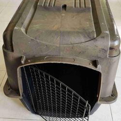 Dog Crate (50-70lb) $55 New