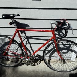 Vintage Schwinn Le Tour Bike
