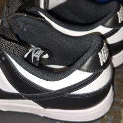 Size 9 White And Black Nikes Women's Only Wore Once