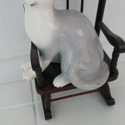 Cat N Chair