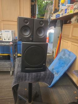Pre sonus eris sub8 and 2 pre sonus eris 3.5