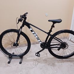 Used trek marlin 2024 5 for sale