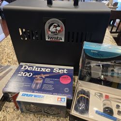 Airbrush Compressor with accessories