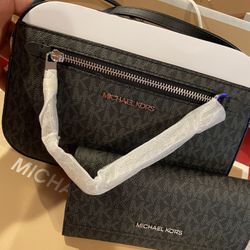 Crossbody Michael Kors y  Wallet 