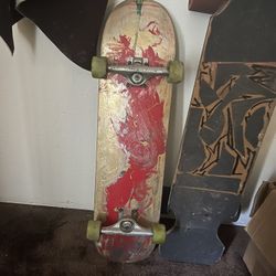 Skateboard 