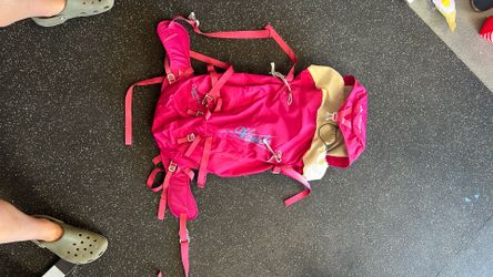 Women’s hiking back pack