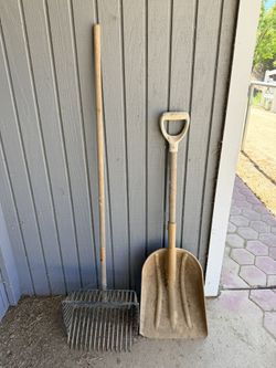 Stall Mucking/cleaning Shovels