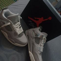 Jordan 4s Frozen No Box Size 9.