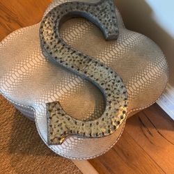  Decorative Letter