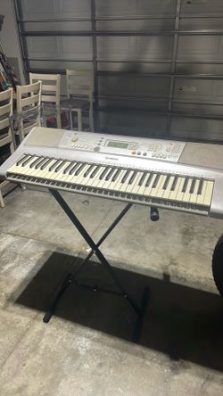 Yamaha synthesizer