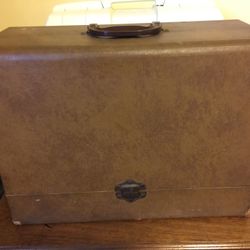 Vintage Universal Sewing Machine