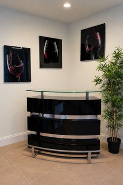 Bar with wine frames