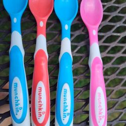 4 Munchkin Baby Spoons