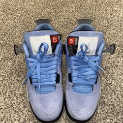 Jordan 4 Retro University Blue