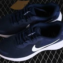 Nike Running Shoes 