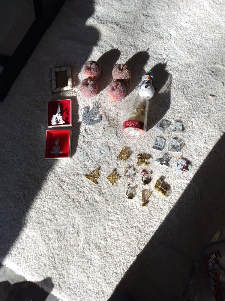 Assorted Christmas Ornaments - (30)