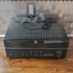 Yamaha RX-V479 AV Receiver