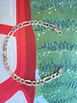 7 1/4" Figaro Bracelet 