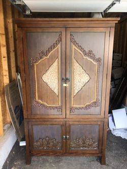 Vintage Oak bedroom armoire