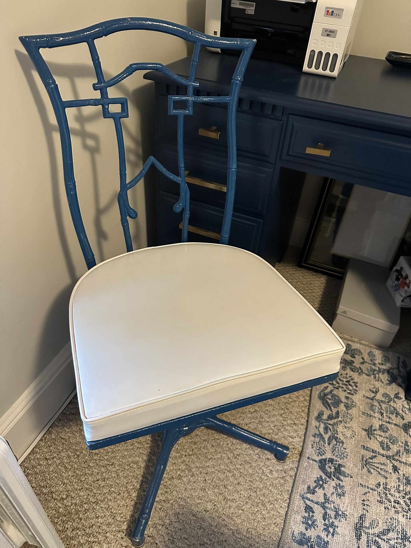 Vintage Chinese Chippendale Blue Faux Bamboo Cast Aluminum Rotating Chair 