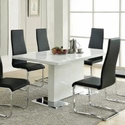 Brand New 7 PC Glossy White/Black Dining Set