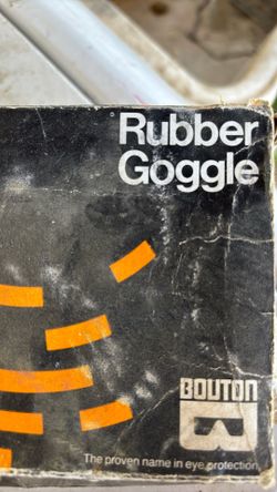 Rubber Goggle